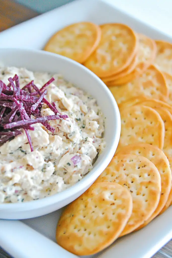 Basil Pesto Chicken Salad Dip