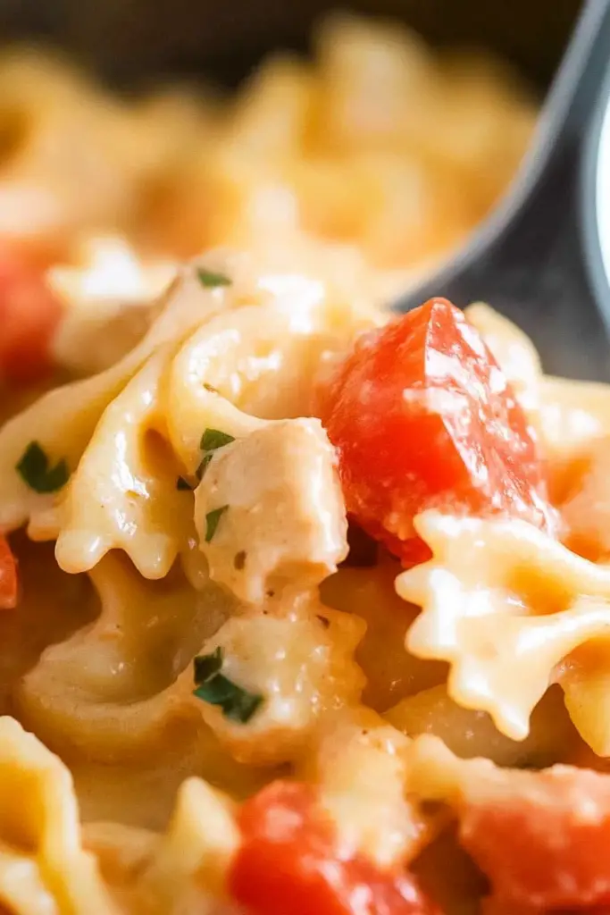 Instant Pot Bruschetta Chicken Pasta